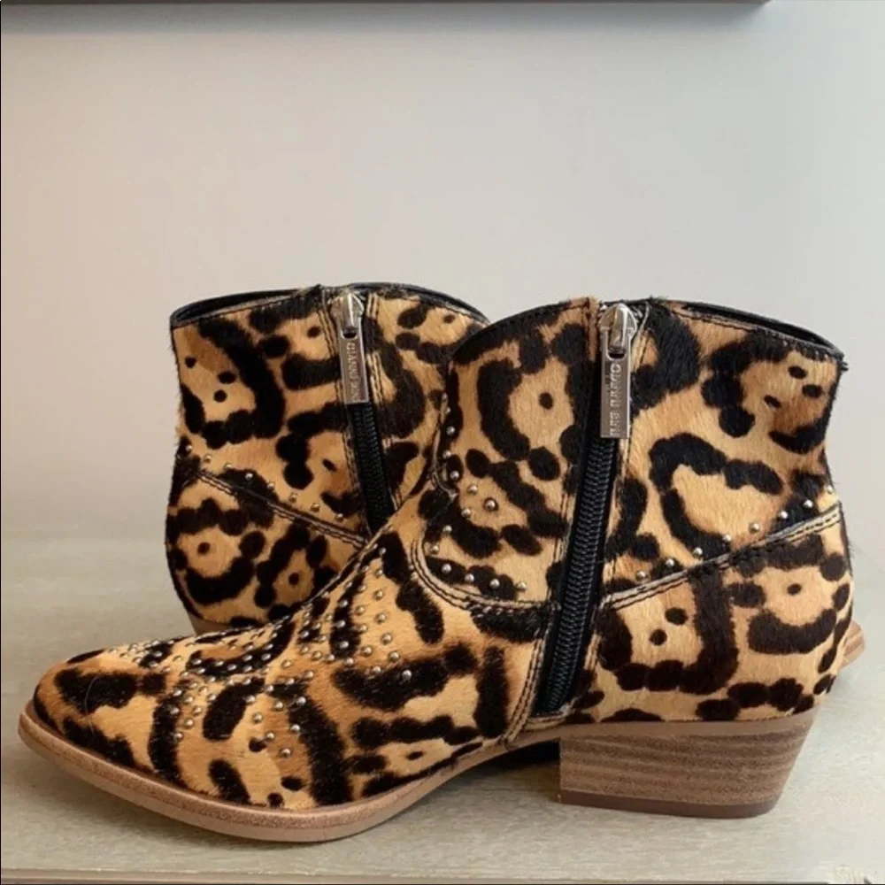 🐆GIANNI BINI STUDDED LEOPARD BOOTIES
